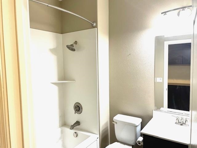 Detail Gallery Image 20 of 21 For 9 Shreve Ln, Lafayette,  CA 94549 - 4 Beds | 3/1 Baths