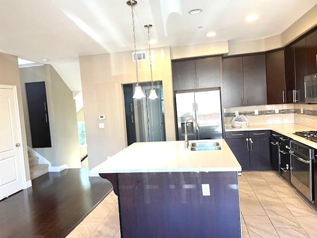 Detail Gallery Image 10 of 21 For 9 Shreve Ln, Lafayette,  CA 94549 - 4 Beds | 3/1 Baths