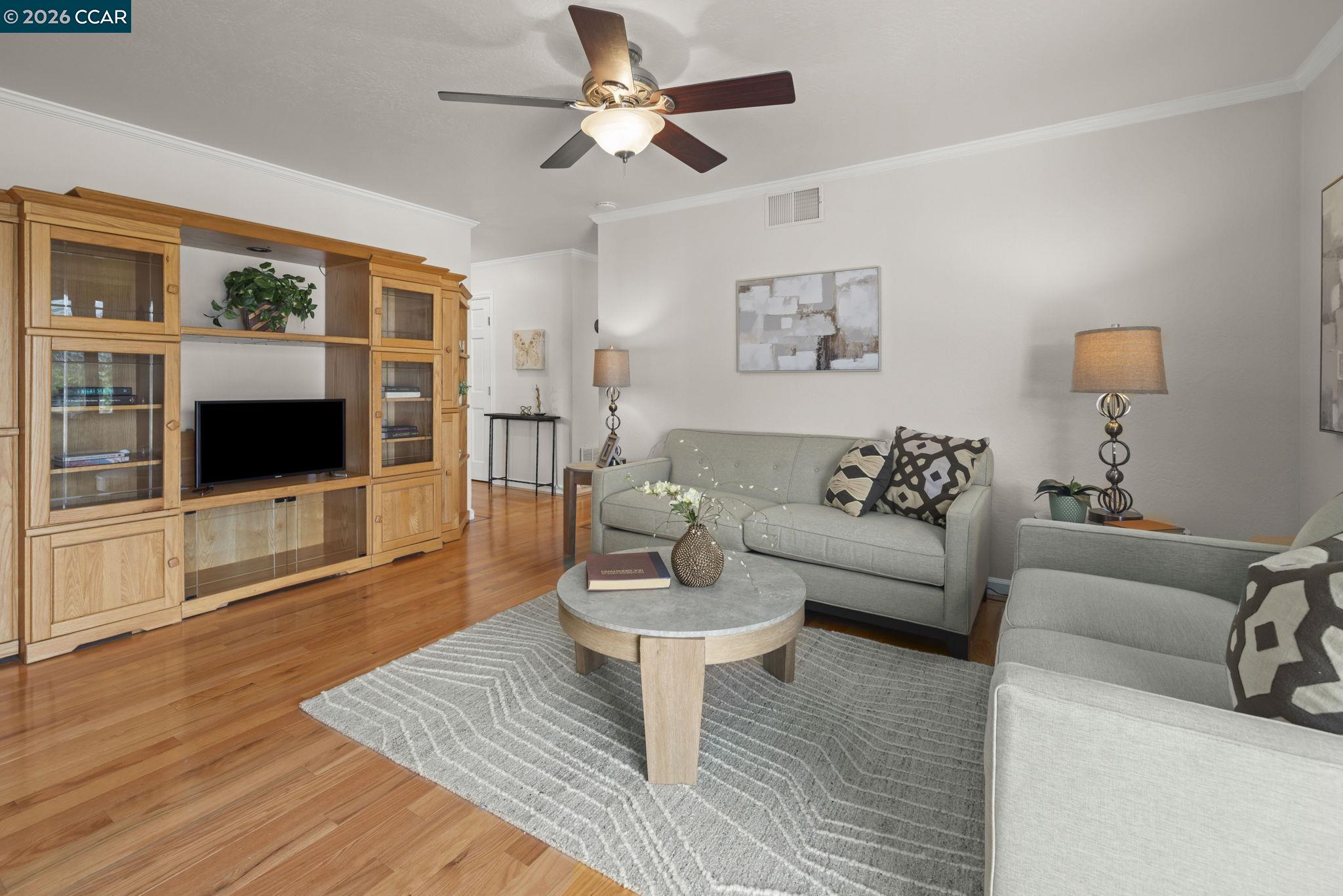 Detail Gallery Image 8 of 23 For 1786 Sharon Drive, Concord,  CA 94519-1453 - 3 Beds | 2 Baths