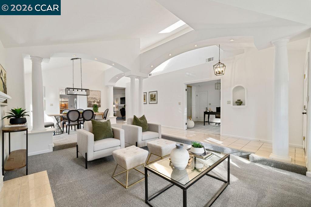 Detail Gallery Image 5 of 46 For 4283 Knollview Dr, Danville,  CA 94506 - 3 Beds | 2 Baths