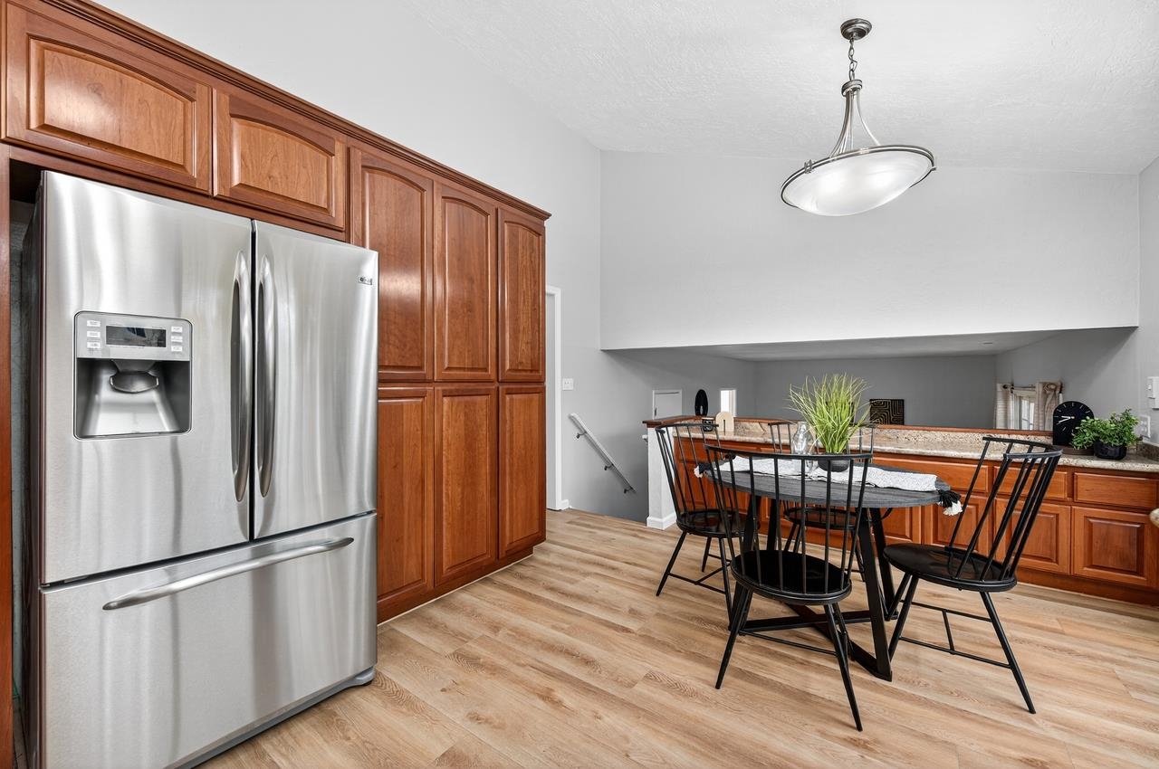 Detail Gallery Image 15 of 44 For 574 Cinnabar Dr, Livermore,  CA 94550 - 4 Beds | 2/1 Baths