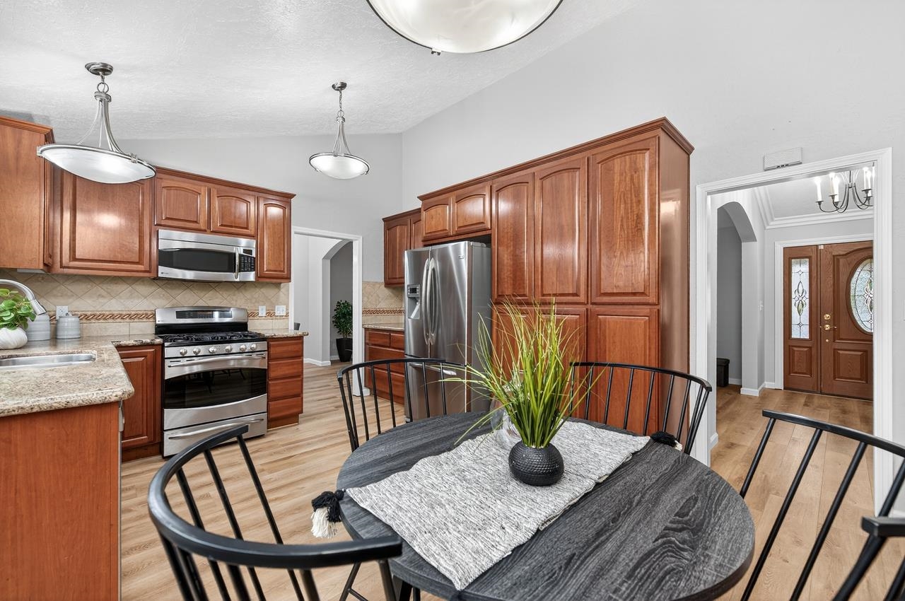 Detail Gallery Image 17 of 44 For 574 Cinnabar Dr, Livermore,  CA 94550 - 4 Beds | 2/1 Baths