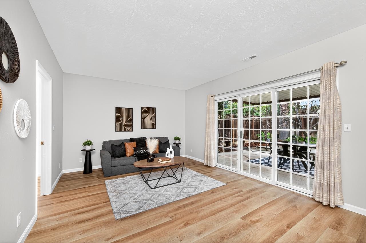 Detail Gallery Image 18 of 44 For 574 Cinnabar Dr, Livermore,  CA 94550 - 4 Beds | 2/1 Baths