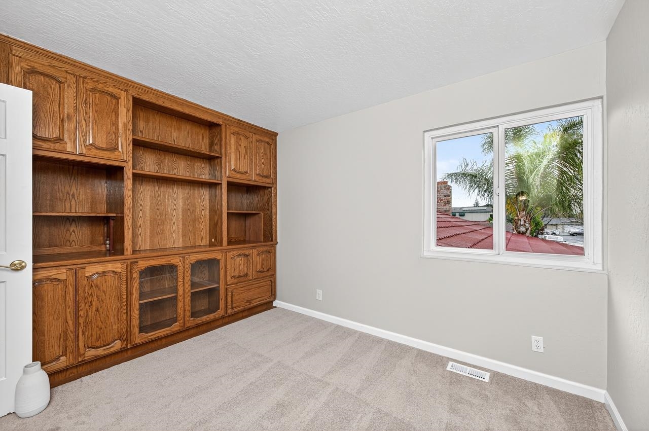 Detail Gallery Image 31 of 44 For 574 Cinnabar Dr, Livermore,  CA 94550 - 4 Beds | 2/1 Baths