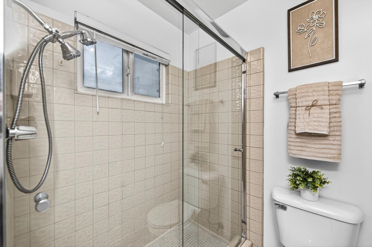 Detail Gallery Image 32 of 44 For 574 Cinnabar Dr, Livermore,  CA 94550 - 4 Beds | 2/1 Baths