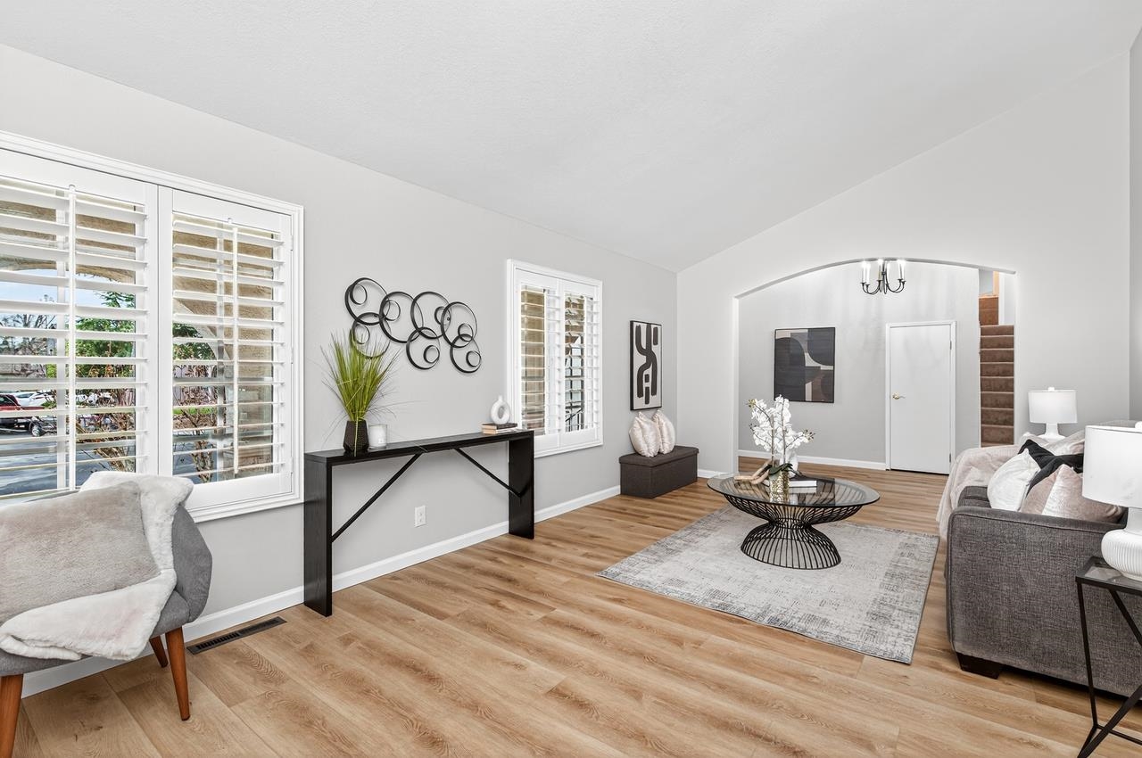 Detail Gallery Image 8 of 44 For 574 Cinnabar Dr, Livermore,  CA 94550 - 4 Beds | 2/1 Baths