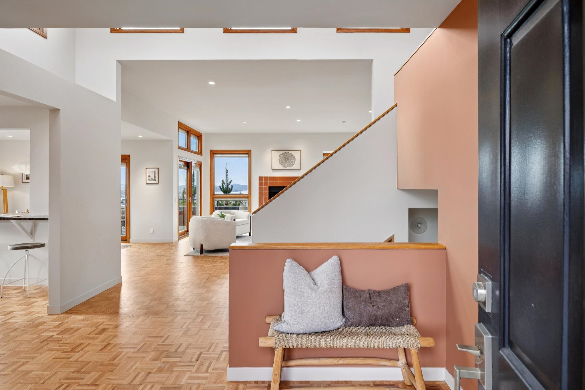 Detail Gallery Image 3 of 46 For 1522 Madera Court, El Cerrito,  CA 94530 - 4 Beds | 2/1 Baths