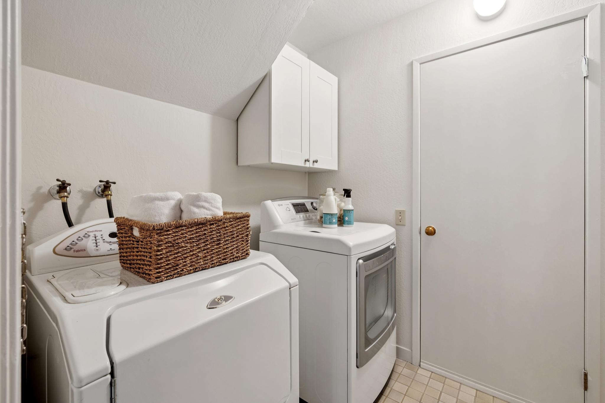 Detail Gallery Image 33 of 46 For 1522 Madera Court, El Cerrito,  CA 94530 - 4 Beds | 2/1 Baths