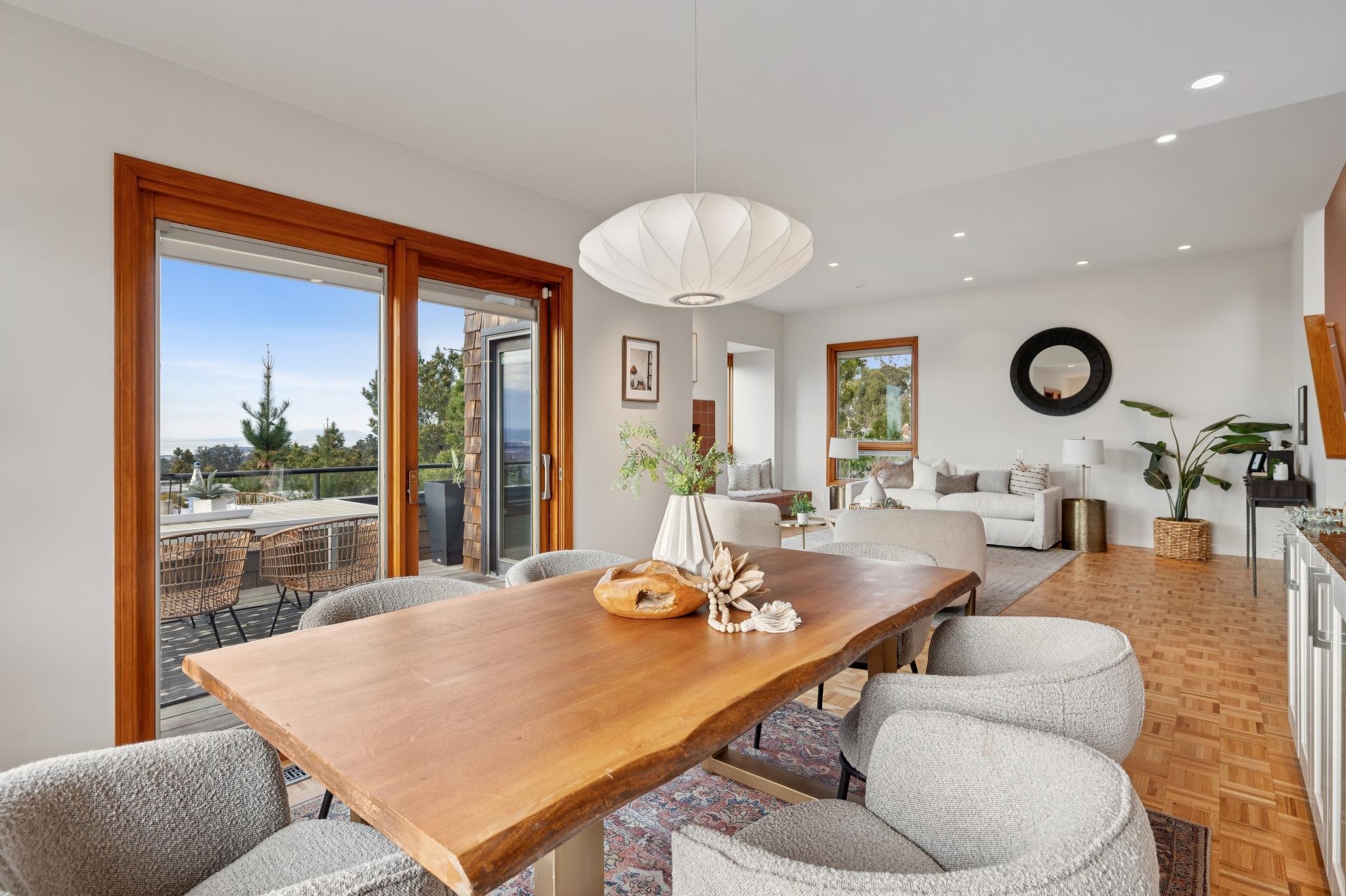 Detail Gallery Image 8 of 46 For 1522 Madera Court, El Cerrito,  CA 94530 - 4 Beds | 2/1 Baths