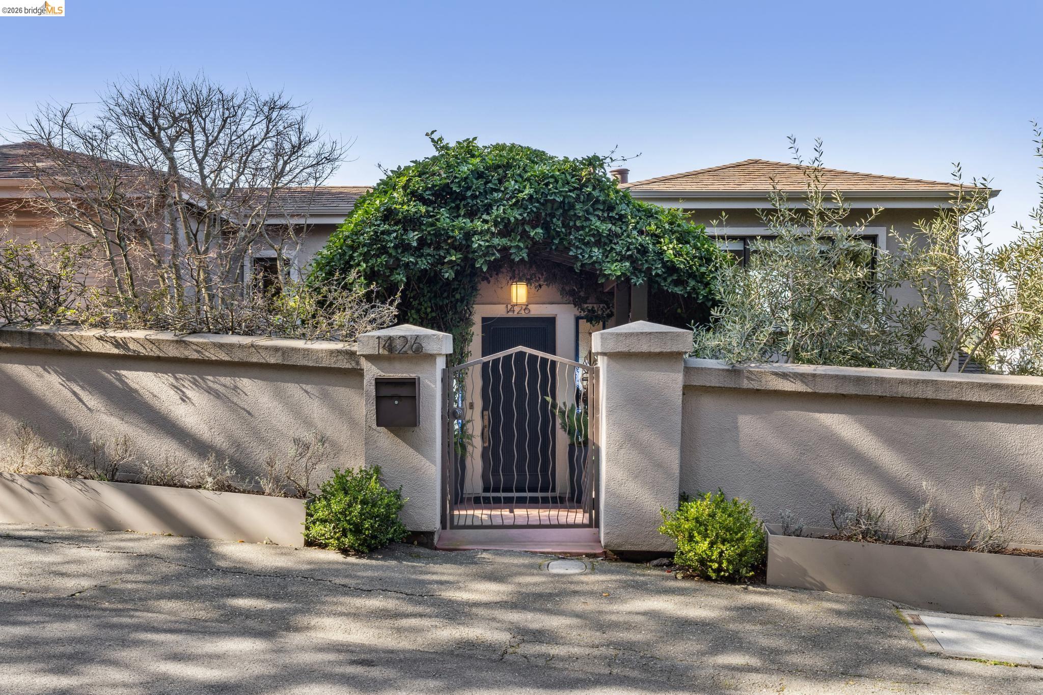 Detail Gallery Image 1 of 49 For 1426 Grand View Dr, Berkeley,  CA 94705 - 4 Beds | 4 Baths