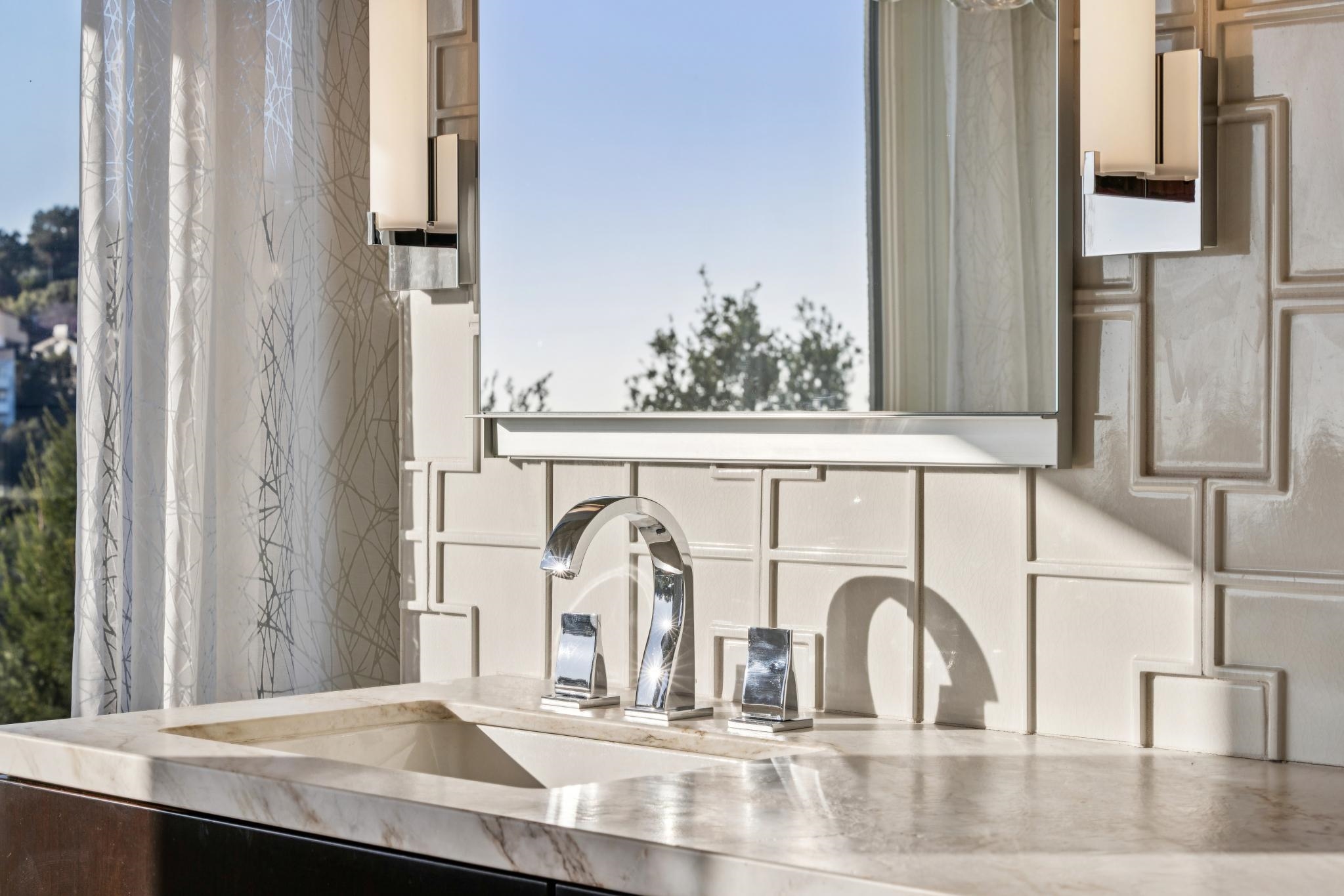 Detail Gallery Image 30 of 40 For 1426 Grand View Dr, Berkeley,  CA 94705 - 4 Beds | 4 Baths