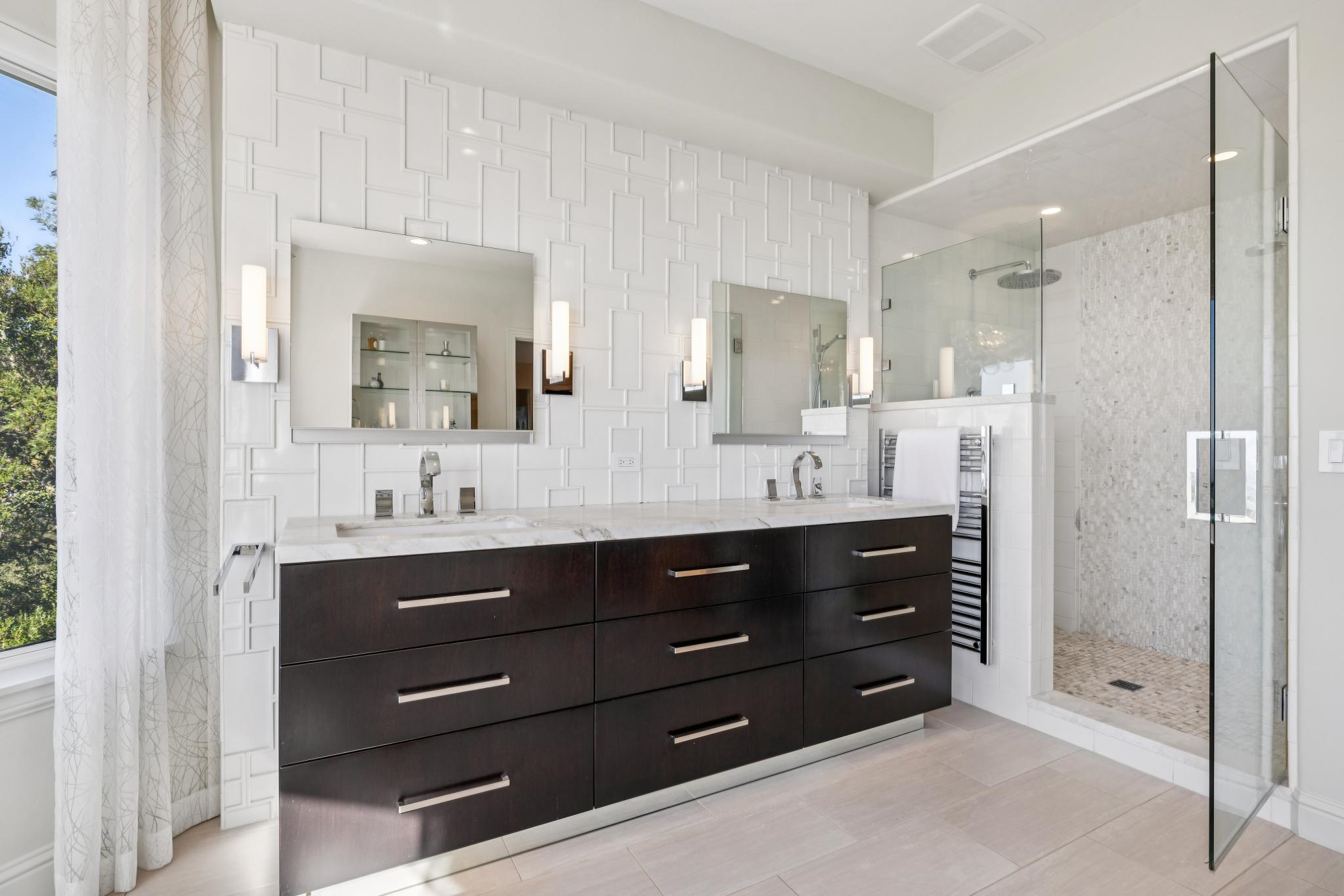 Detail Gallery Image 31 of 40 For 1426 Grand View Dr, Berkeley,  CA 94705 - 4 Beds | 4 Baths