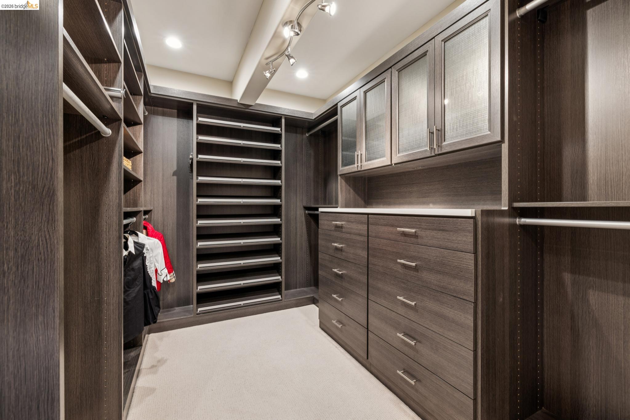 Detail Gallery Image 36 of 49 For 1426 Grand View Dr, Berkeley,  CA 94705 - 4 Beds | 4 Baths