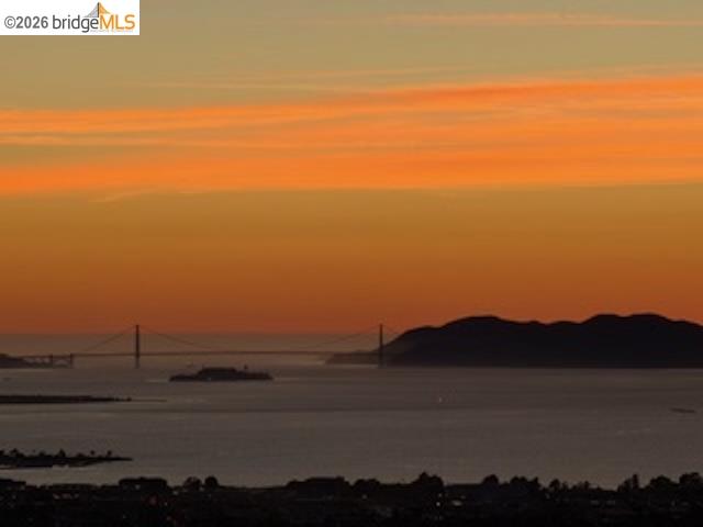 Detail Gallery Image 49 of 51 For 1426 Grand View Dr, Berkeley,  CA 94705 - 4 Beds | 4 Baths