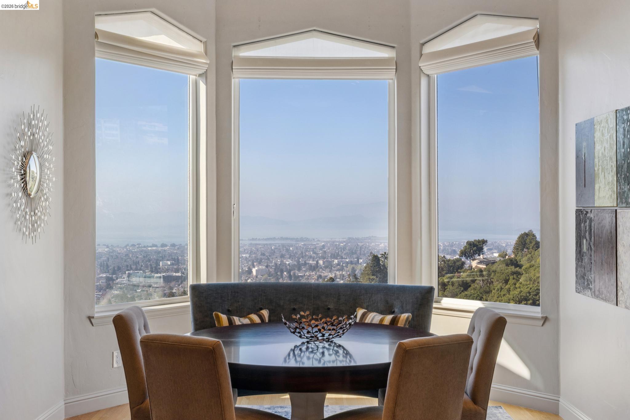 Detail Gallery Image 9 of 51 For 1426 Grand View Dr, Berkeley,  CA 94705 - 4 Beds | 4 Baths