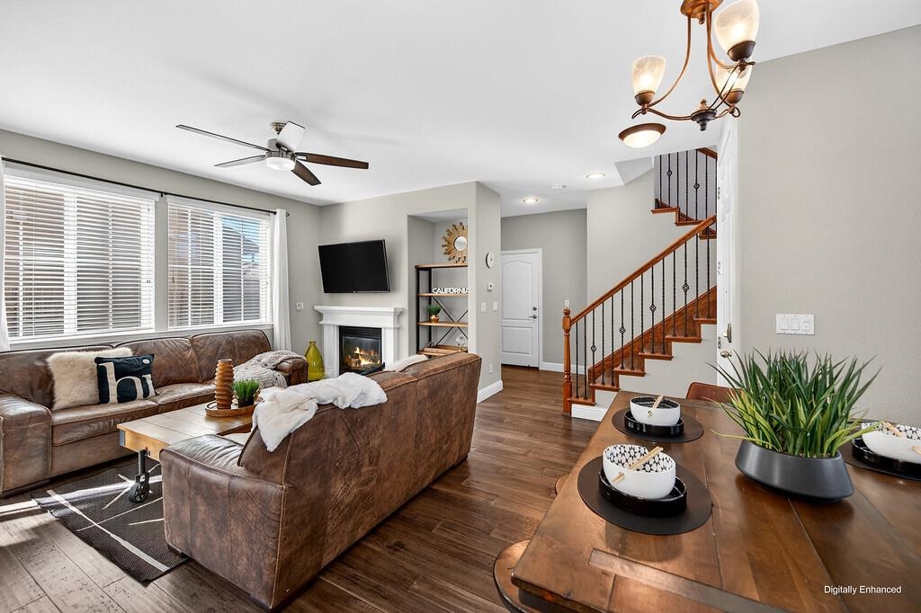 Detail Gallery Image 16 of 60 For 390 Caravaggio Cir, Sacramento,  CA 95835 - 3 Beds | 2/1 Baths