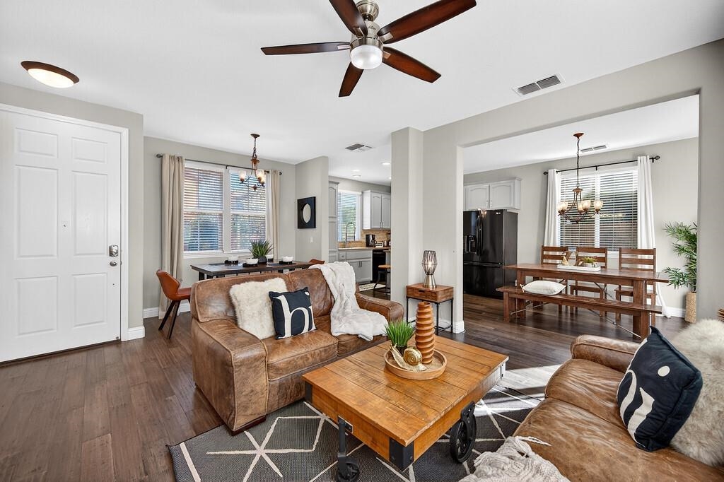 Detail Gallery Image 17 of 60 For 390 Caravaggio Cir, Sacramento,  CA 95835 - 3 Beds | 2/1 Baths