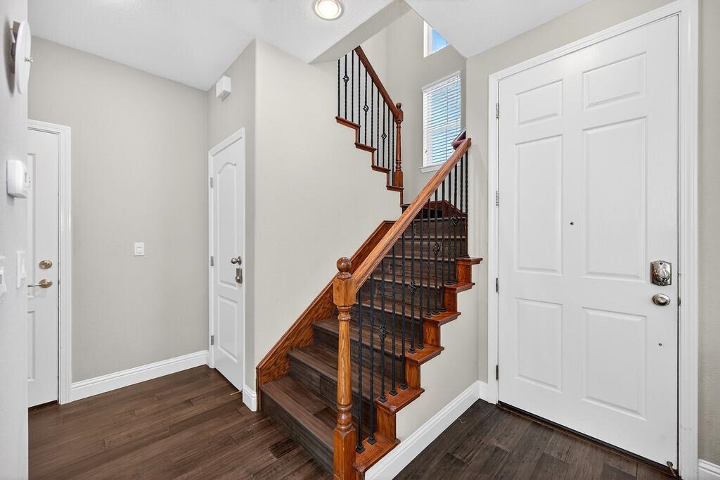 Detail Gallery Image 18 of 60 For 390 Caravaggio Cir, Sacramento,  CA 95835 - 3 Beds | 2/1 Baths