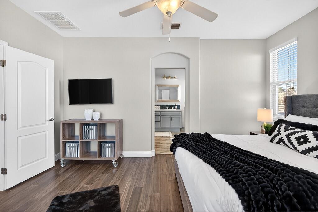 Detail Gallery Image 36 of 60 For 390 Caravaggio Cir, Sacramento,  CA 95835 - 3 Beds | 2/1 Baths