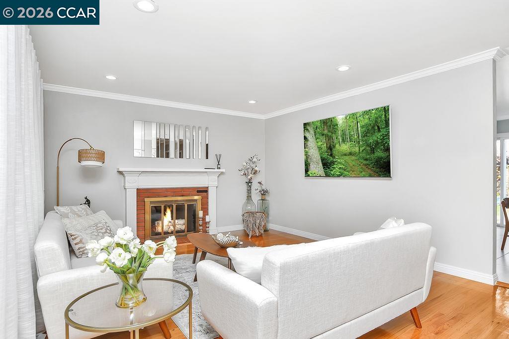 Detail Gallery Image 4 of 37 For 35952 Rosewood Drive, Newark,  CA 94560 - 4 Beds | 2 Baths