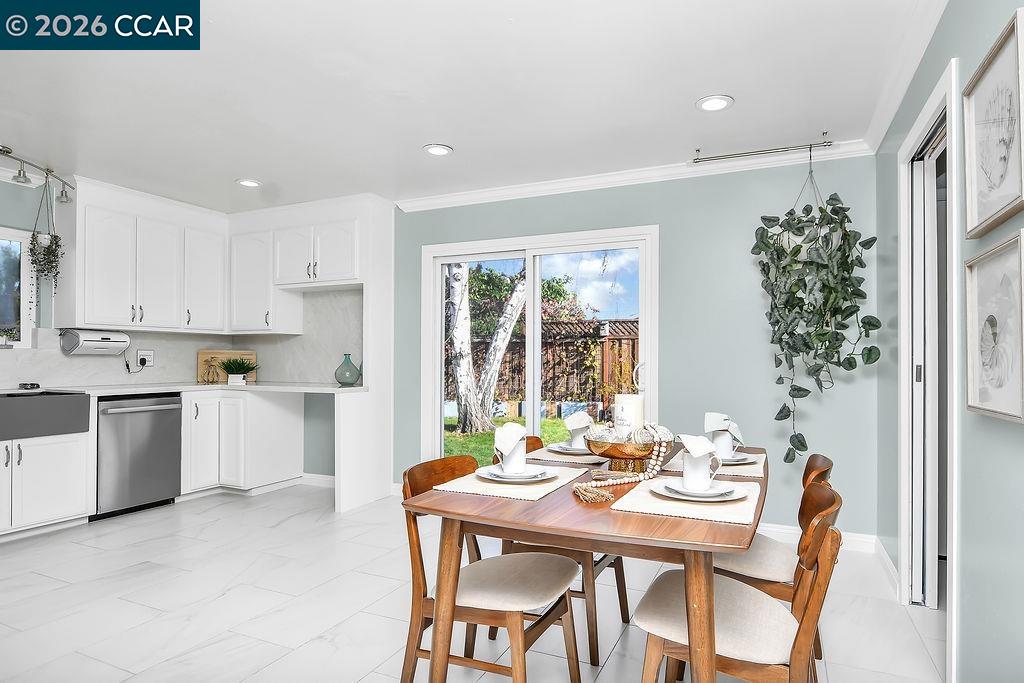 Detail Gallery Image 6 of 37 For 35952 Rosewood Drive, Newark,  CA 94560 - 4 Beds | 2 Baths