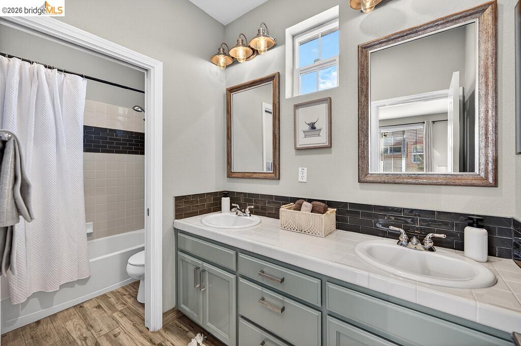 390 Caravaggio CIR, Sacramento CA 95835 — photo 45
