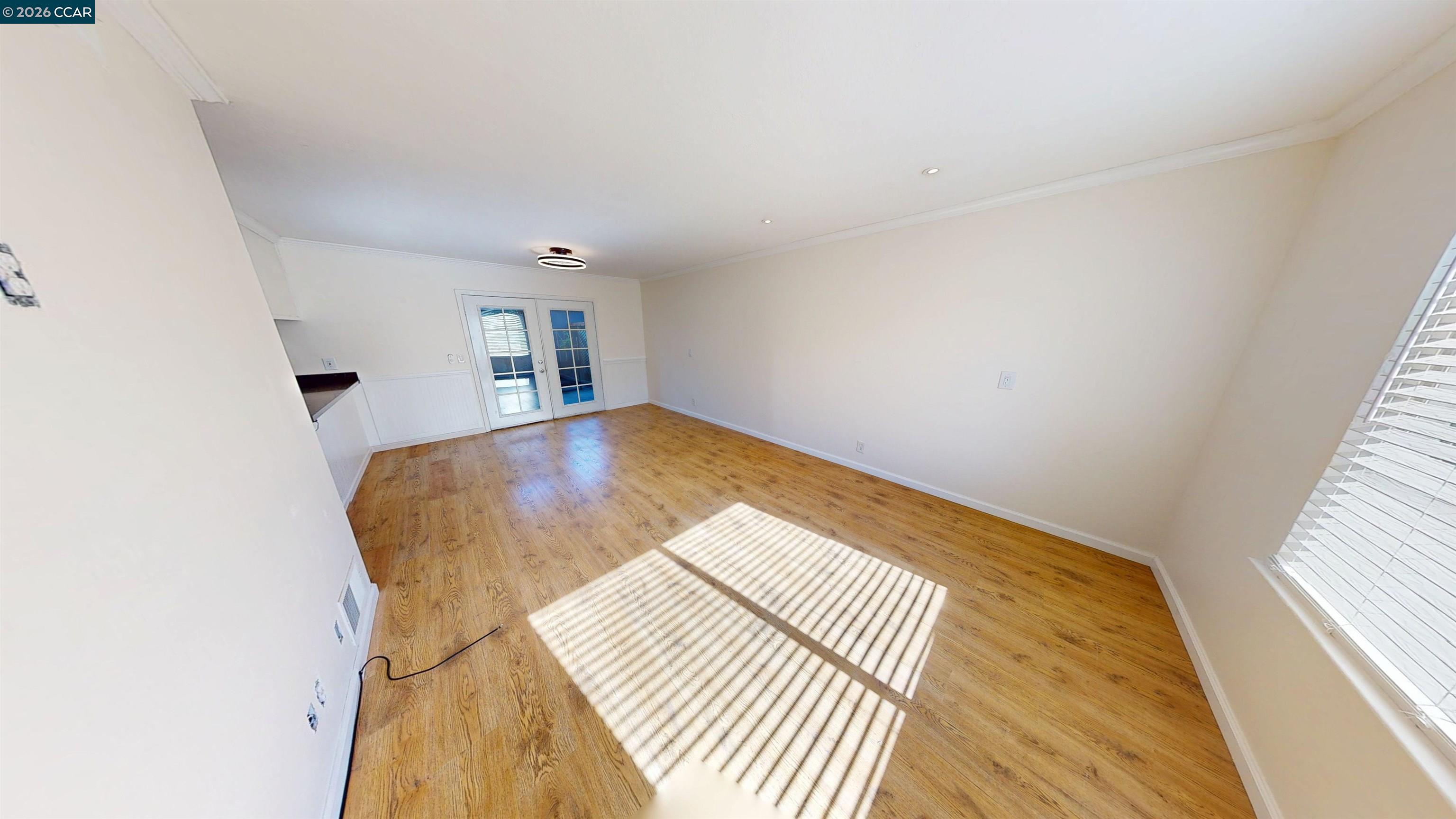 Photo #4: 41123694 Listing: Photo #4