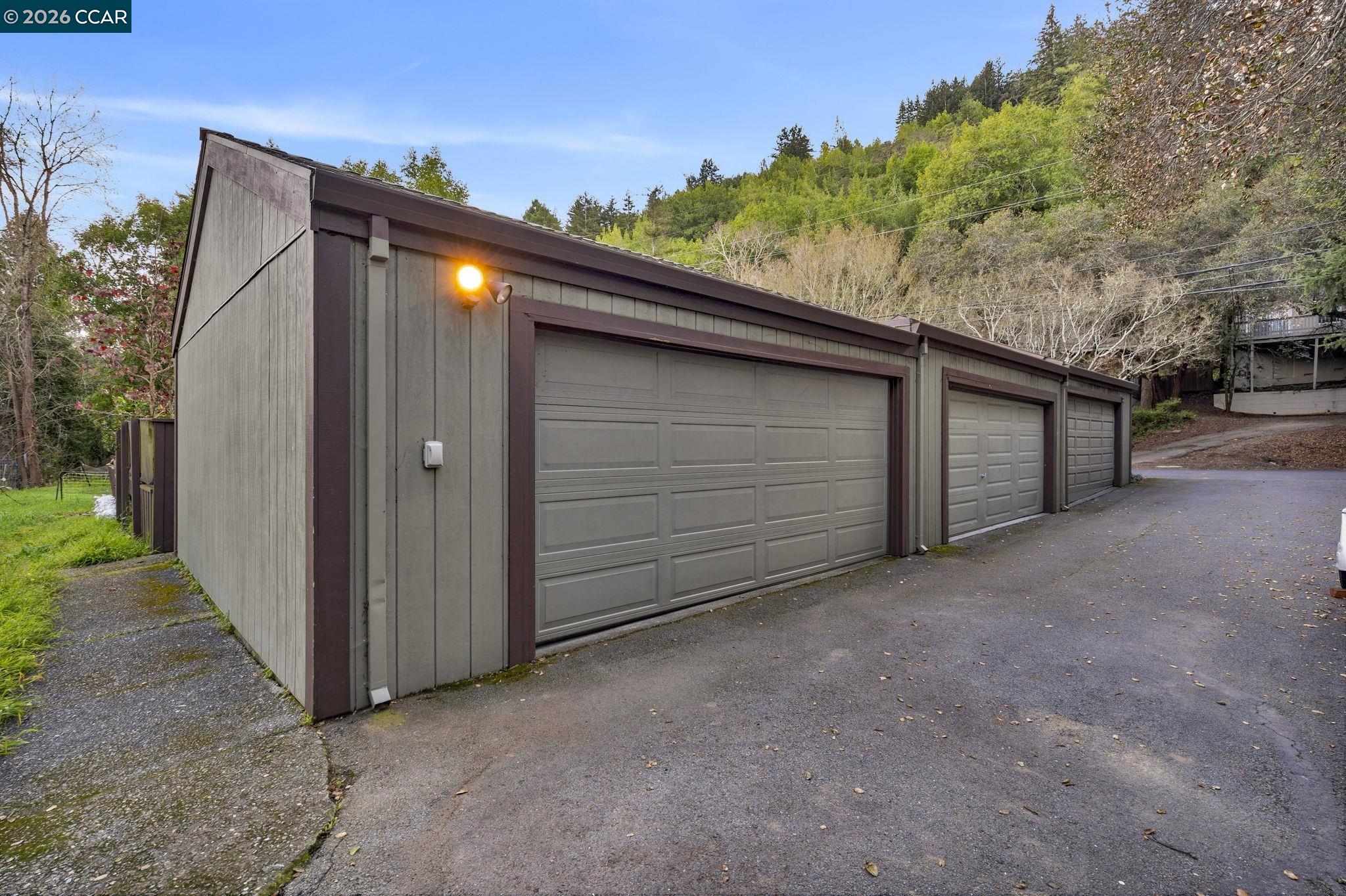 Detail Gallery Image 2 of 28 For 338 Olema Rd, Fairfax,  CA 94930 - 2 Beds | 1 Baths