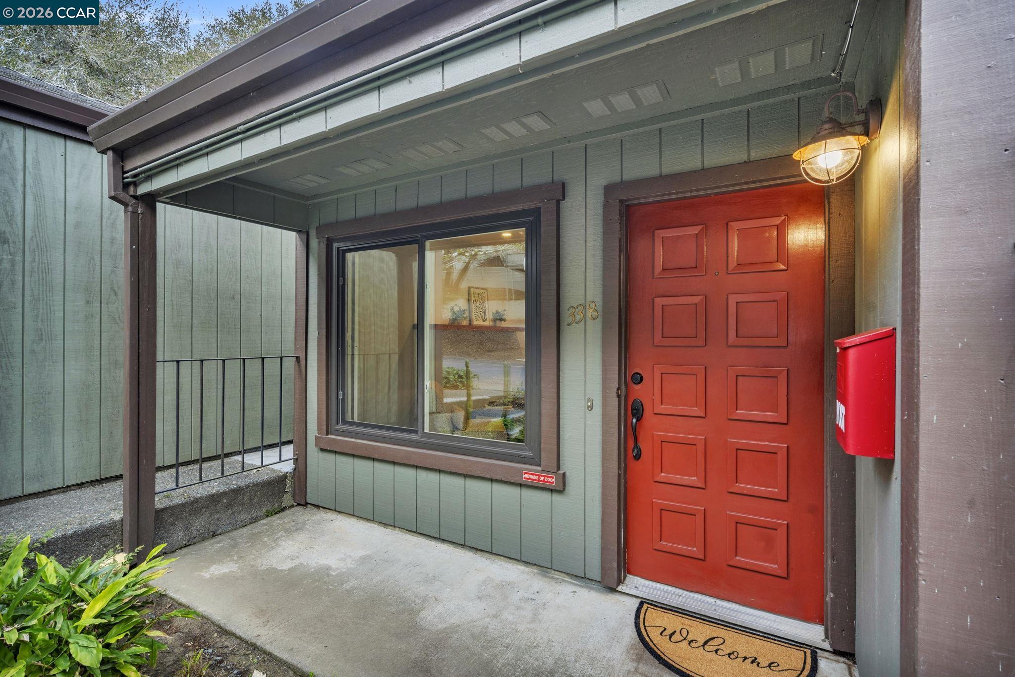 Detail Gallery Image 3 of 28 For 338 Olema Rd, Fairfax,  CA 94930 - 2 Beds | 1 Baths