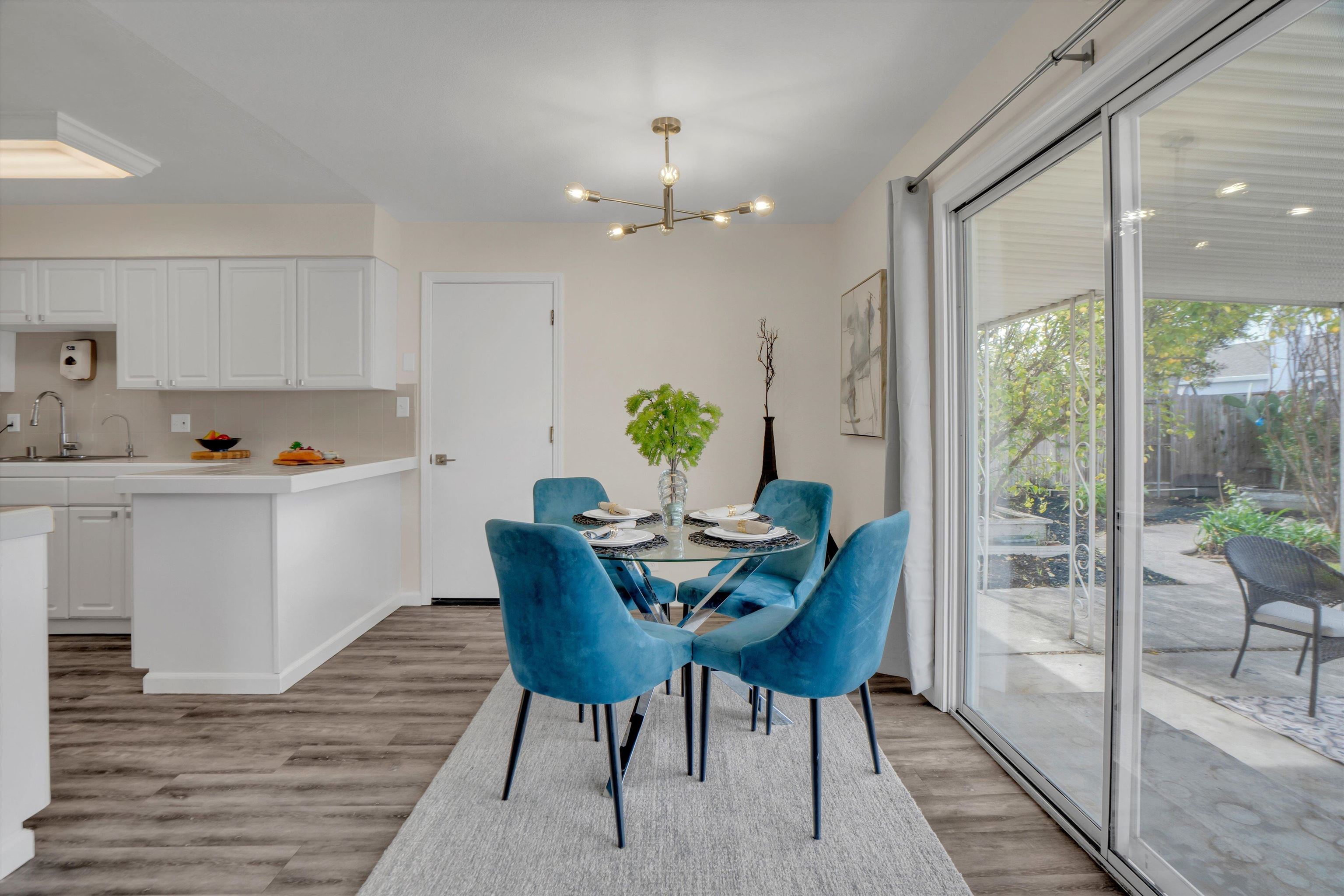 Detail Gallery Image 11 of 33 For 628 Nightingale St, Livermore,  CA 94551 - 4 Beds | 2 Baths