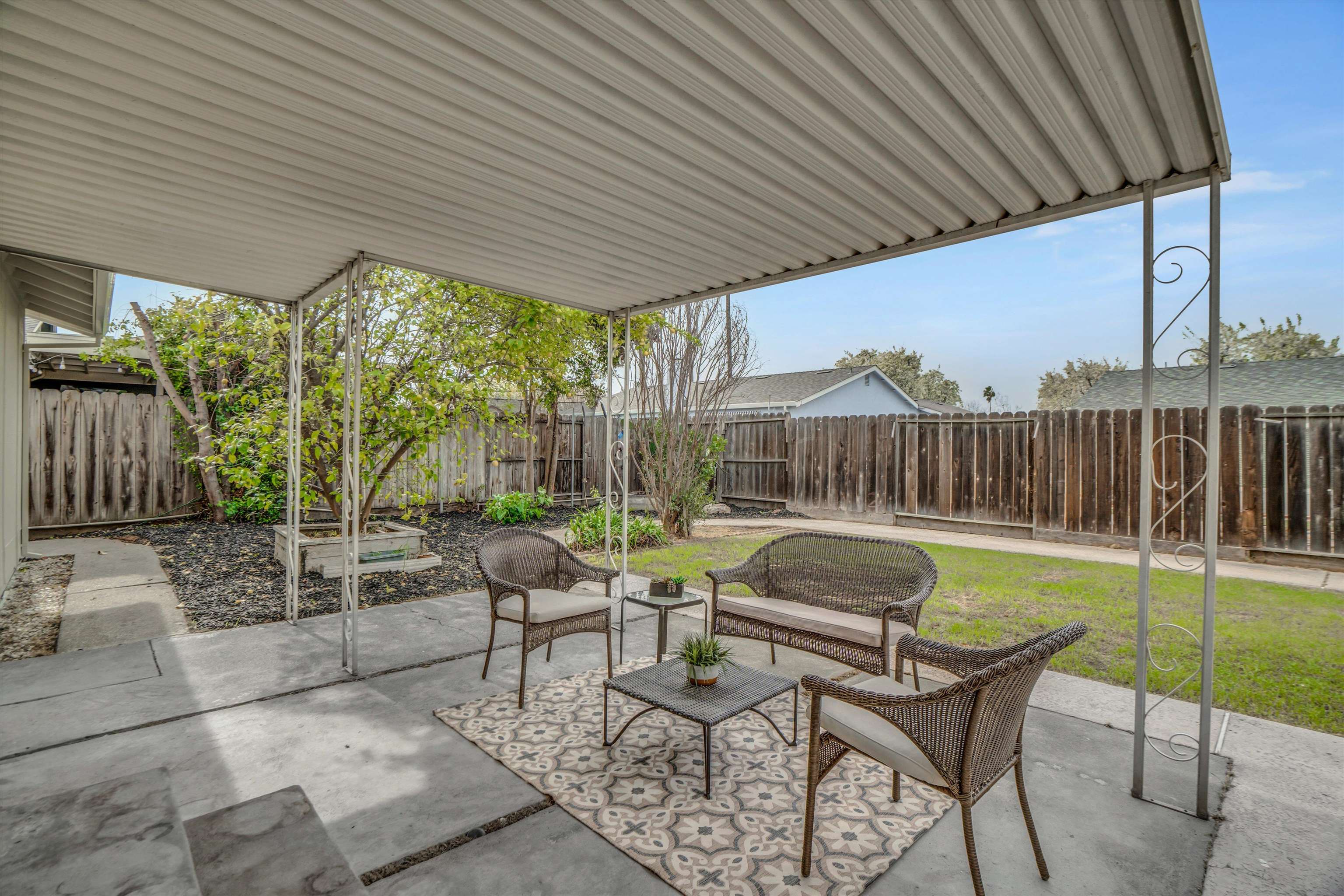 Detail Gallery Image 30 of 33 For 628 Nightingale St, Livermore,  CA 94551 - 4 Beds | 2 Baths