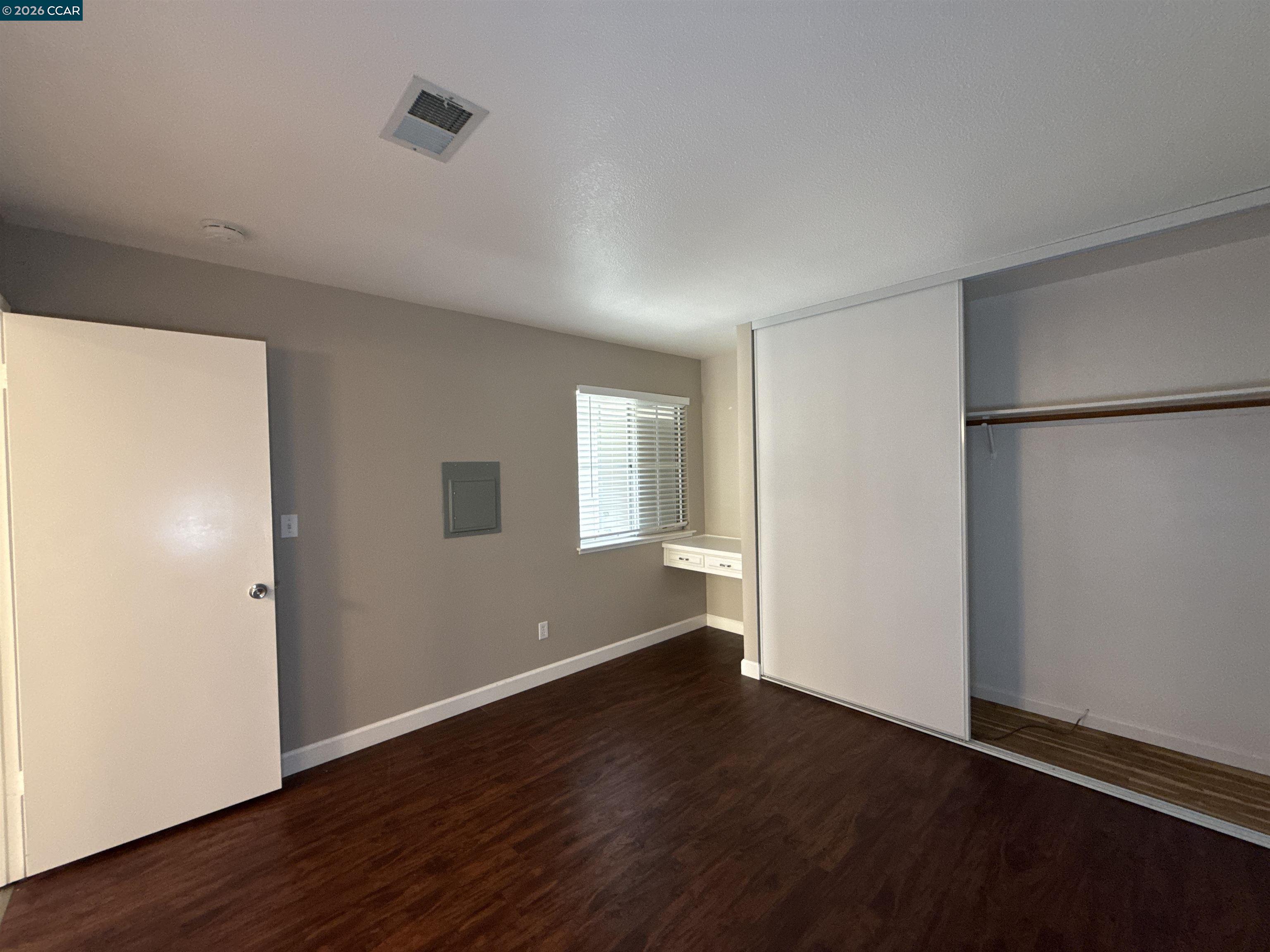 Detail Gallery Image 12 of 19 For 5303 Grasswood Cir, Concord,  CA 94521 - 2 Beds | 2 Baths