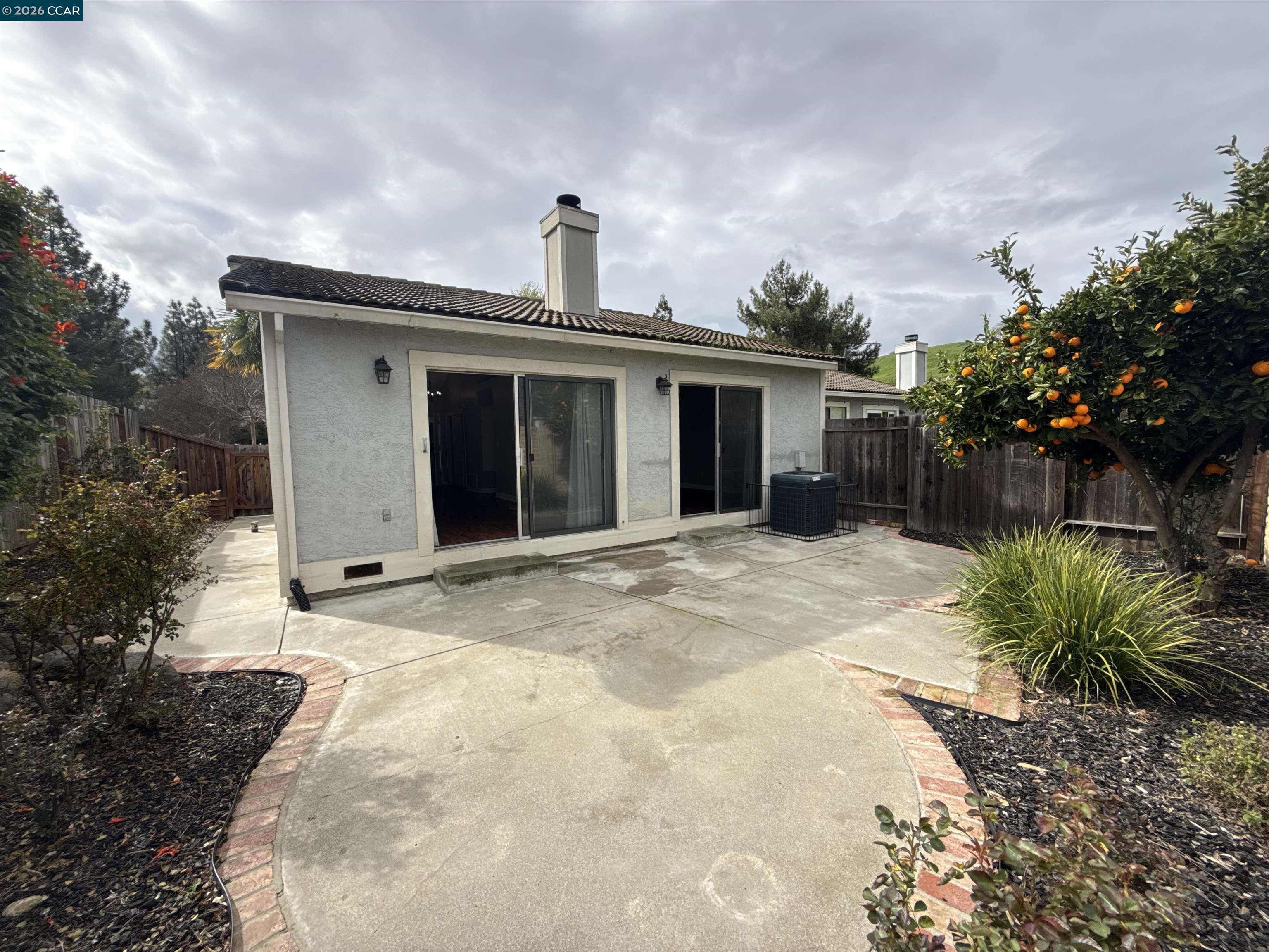 Detail Gallery Image 16 of 19 For 5303 Grasswood Cir, Concord,  CA 94521 - 2 Beds | 2 Baths