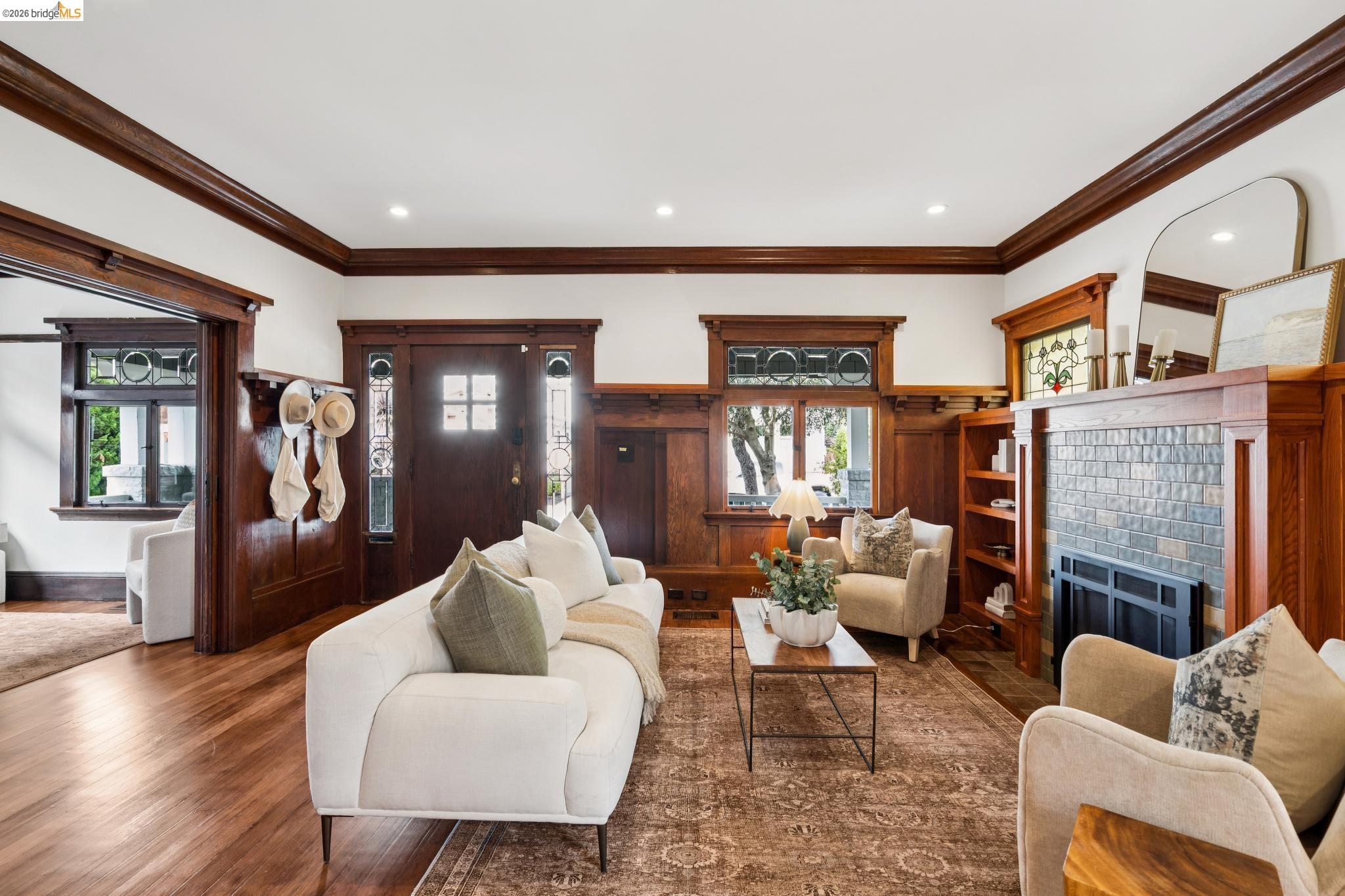 Detail Gallery Image 10 of 52 For 5360 Boyd Avenue, Oakland,  CA 94618-1112 - 3 Beds | 2 Baths