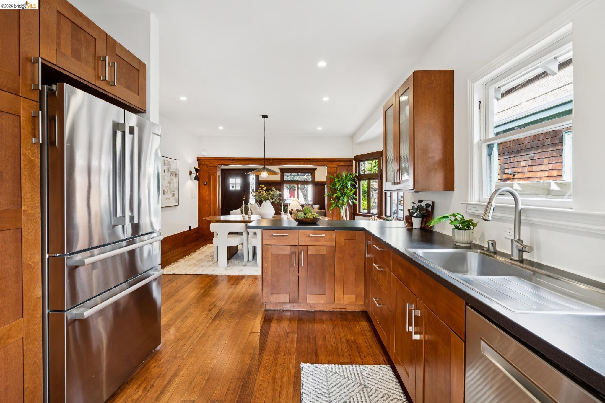 Detail Gallery Image 18 of 52 For 5360 Boyd Avenue, Oakland,  CA 94618-1112 - 3 Beds | 2 Baths