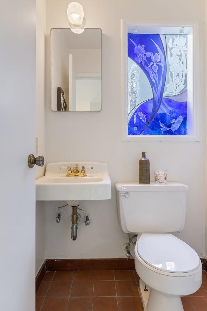 Detail Gallery Image 17 of 24 For 2123 Oregon St, Berkeley,  CA 94705 - 3 Beds | 1/1 Baths