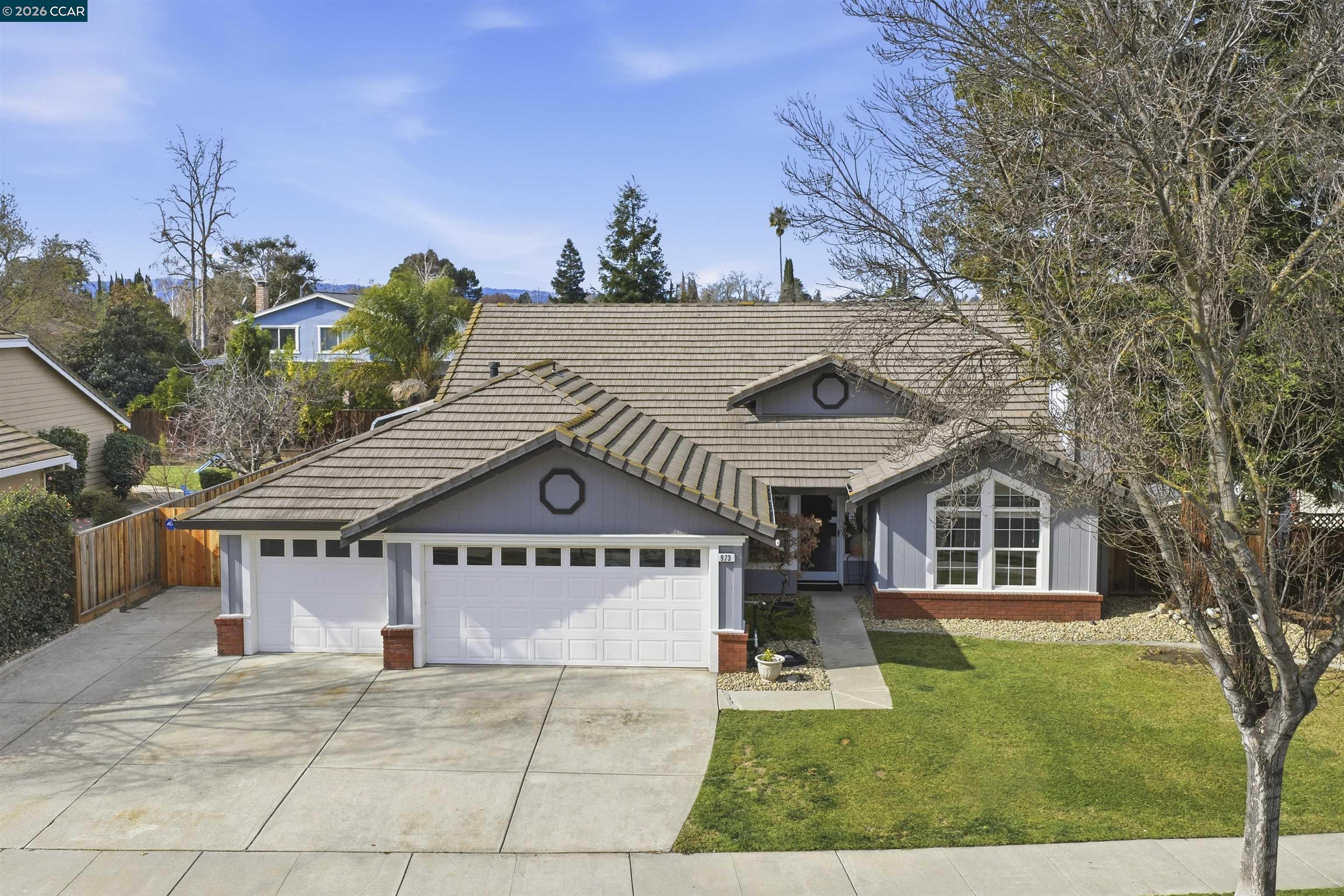 Detail Gallery Image 2 of 41 For 973 Jessica Dr, Livermore,  CA 94550 - 4 Beds | 2 Baths