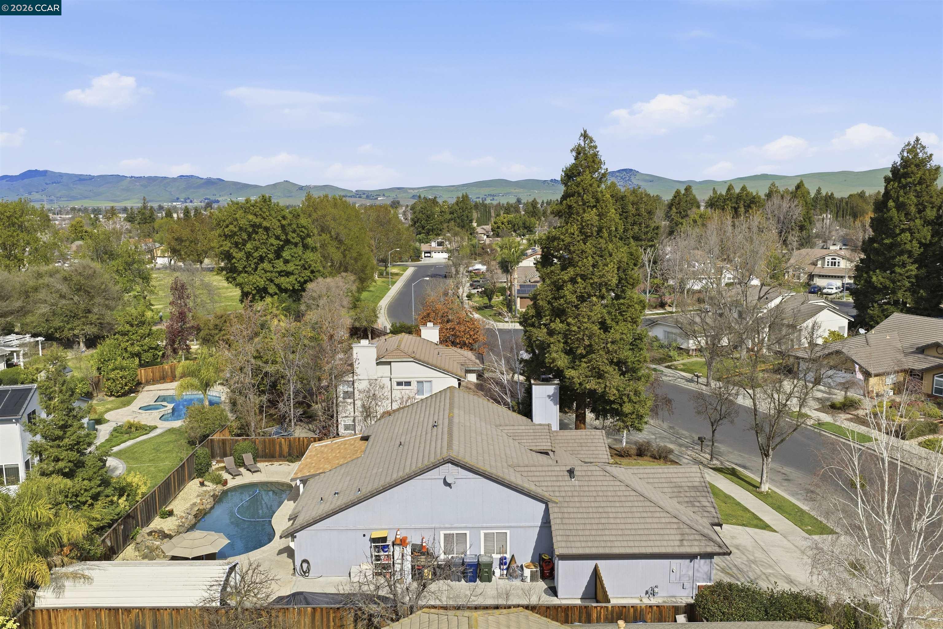 Detail Gallery Image 6 of 41 For 973 Jessica Dr, Livermore,  CA 94550 - 4 Beds | 2 Baths