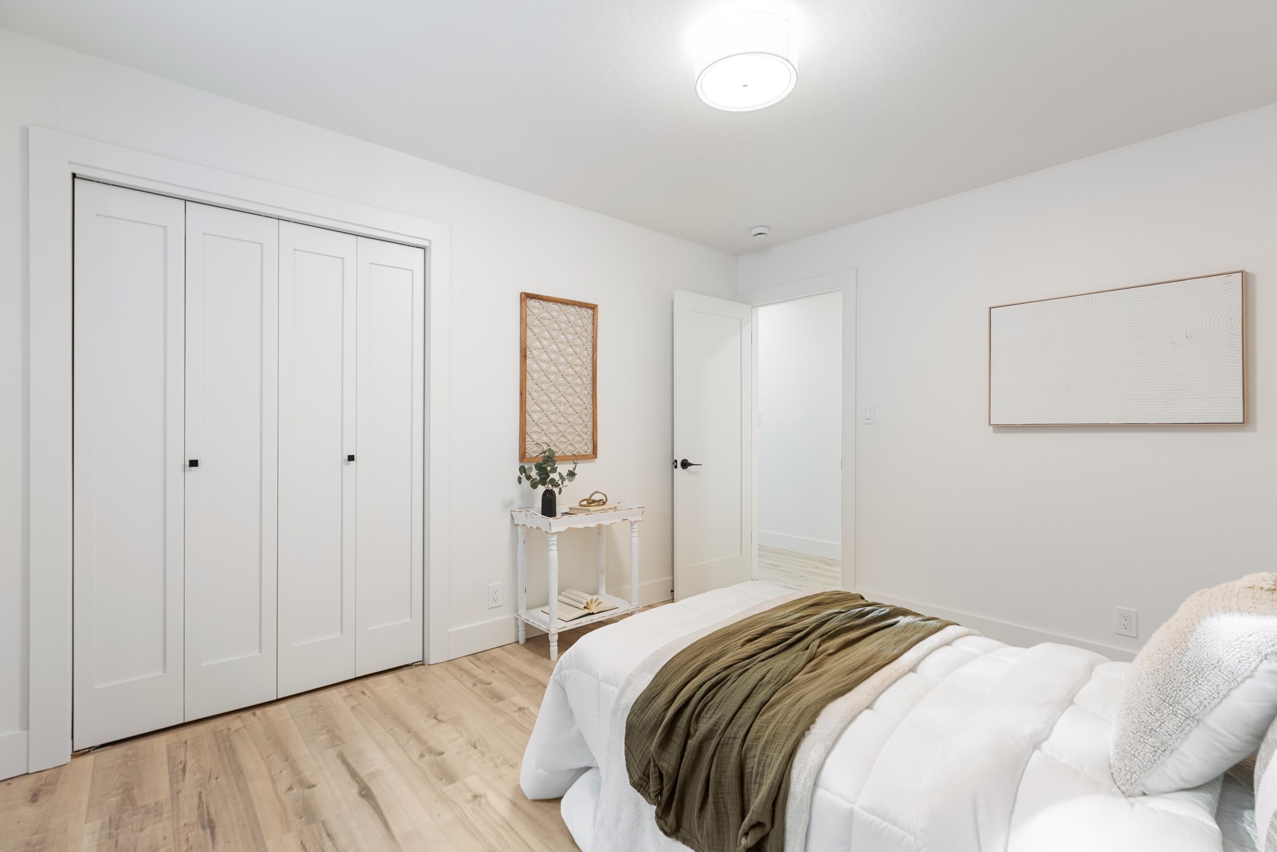 Detail Gallery Image 32 of 41 For 4072 Oak Hill Rd, Oakland,  CA 94605 - 3 Beds | 2 Baths