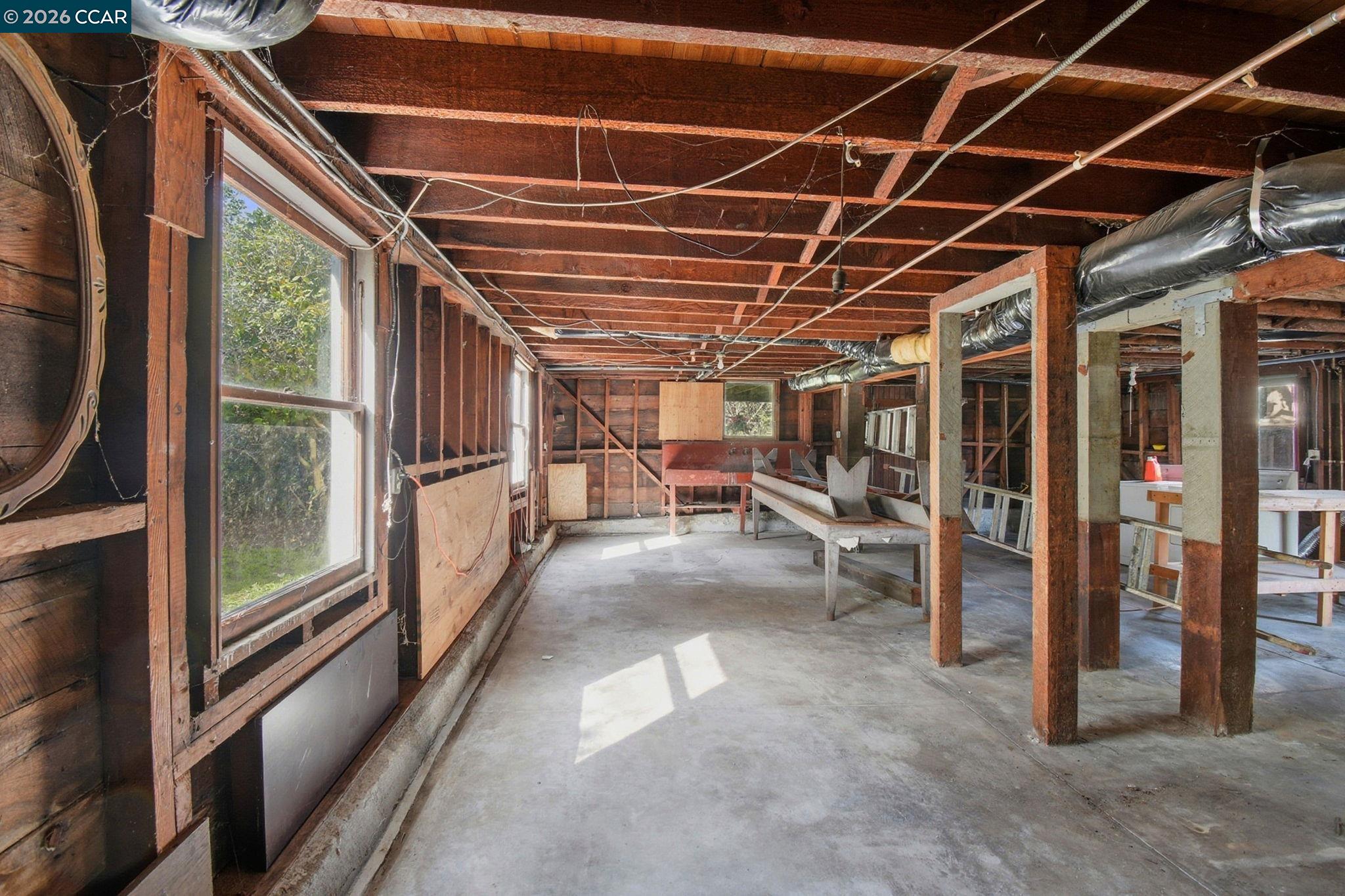 Detail Gallery Image 22 of 30 For 5115 Lawton Ave, Oakland,  CA 94618 - 2 Beds | 1 Baths