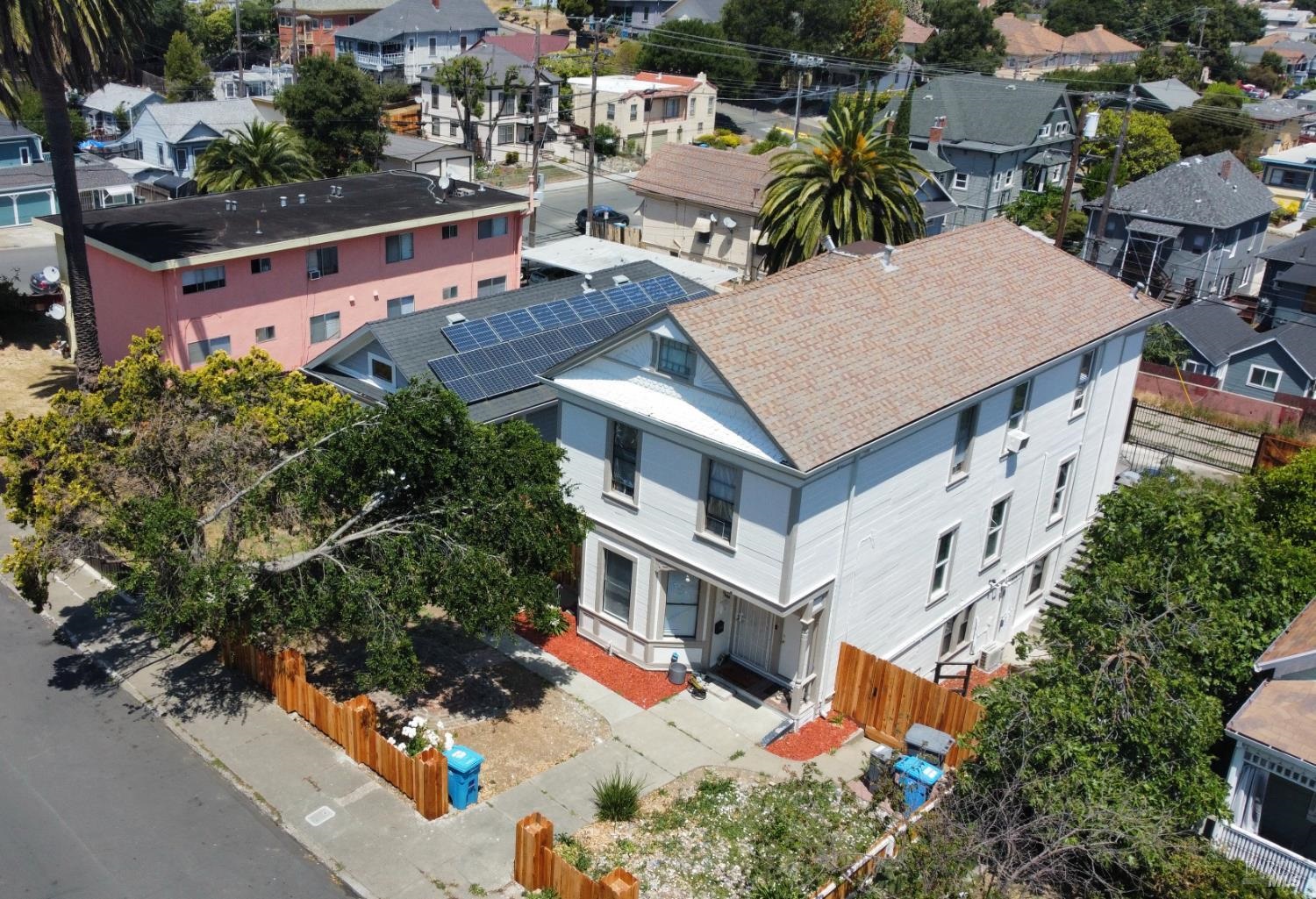 Detail Gallery Image 8 of 10 For 412 Kentucky St, Vallejo,  CA 94590 - 3 Beds | 1 Baths