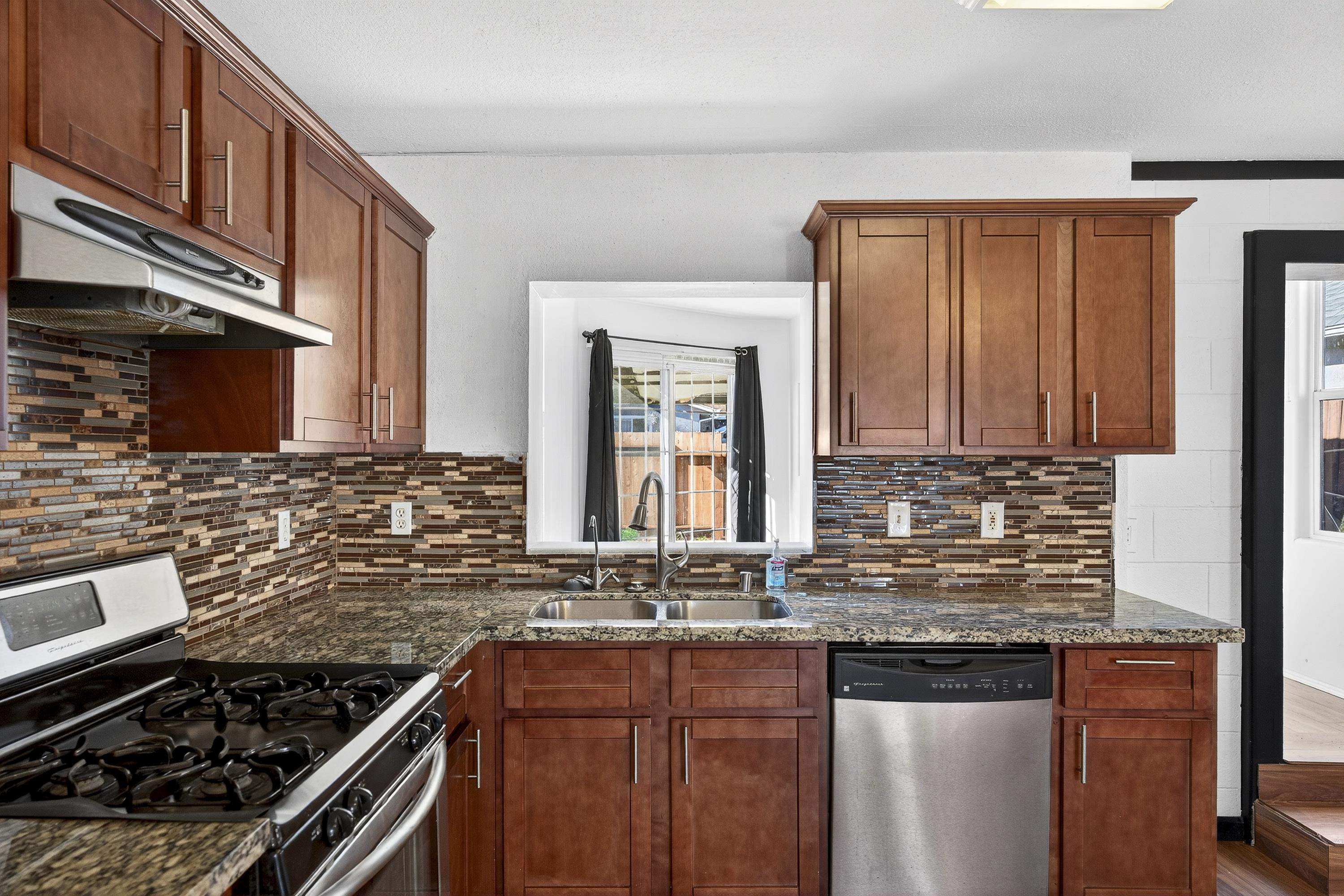 Detail Gallery Image 17 of 51 For 1324 Noia Ave, Antioch,  CA 94509 - 3 Beds | 1 Baths