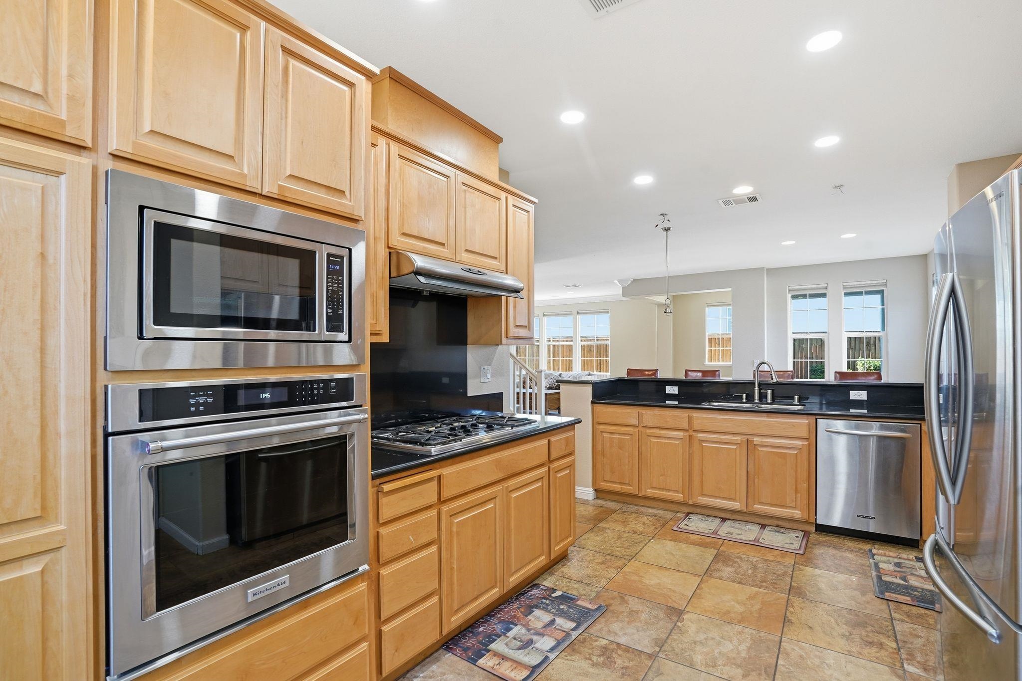 Detail Gallery Image 16 of 31 For 9489 California Oak Cir, Patterson,  CA 95363 - 4 Beds | 3/1 Baths