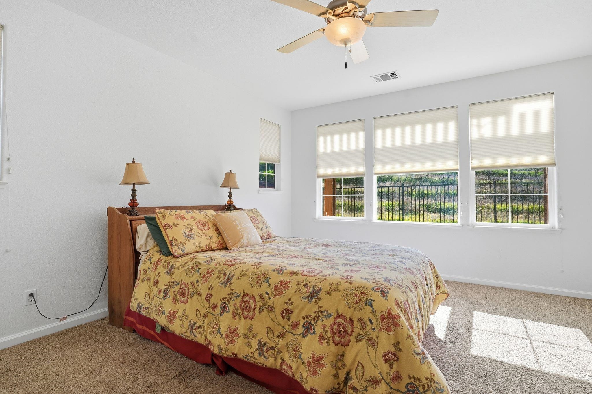 Detail Gallery Image 18 of 31 For 9489 California Oak Cir, Patterson,  CA 95363 - 4 Beds | 3/1 Baths