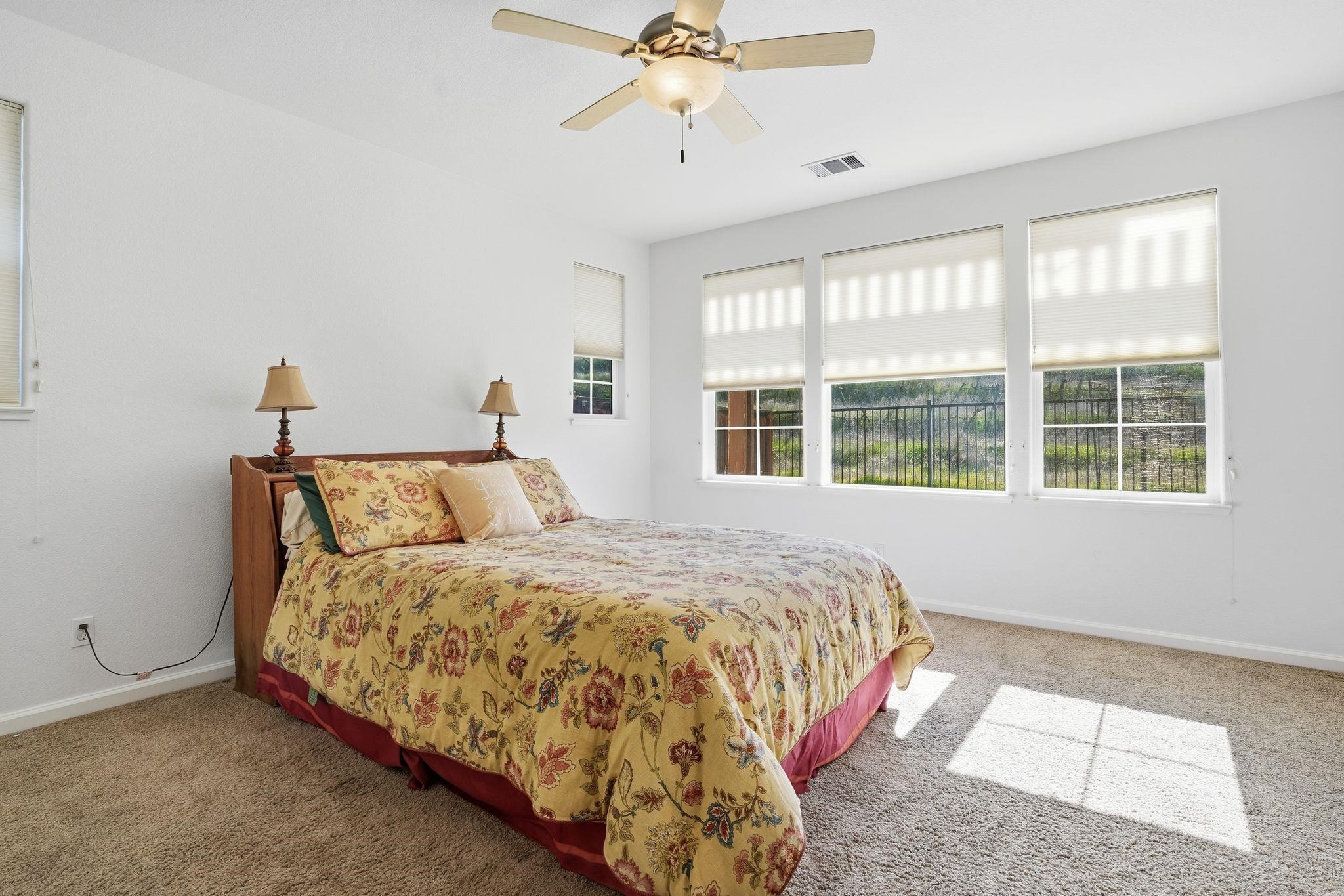 Detail Gallery Image 19 of 31 For 9489 California Oak Cir, Patterson,  CA 95363 - 4 Beds | 3/1 Baths