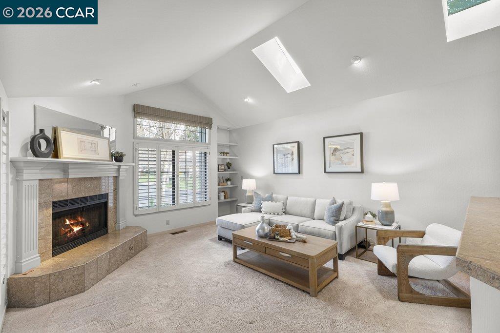 Detail Gallery Image 15 of 49 For 1239 Whispering Oaks Dr, Danville,  CA 94506 - 4 Beds | 3 Baths