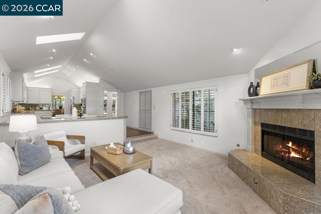 Detail Gallery Image 16 of 49 For 1239 Whispering Oaks Dr, Danville,  CA 94506 - 4 Beds | 3 Baths