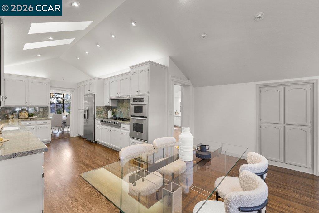 Detail Gallery Image 17 of 49 For 1239 Whispering Oaks Dr, Danville,  CA 94506 - 4 Beds | 3 Baths