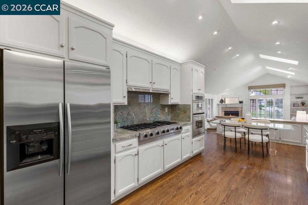 Detail Gallery Image 19 of 49 For 1239 Whispering Oaks Dr, Danville,  CA 94506 - 4 Beds | 3 Baths