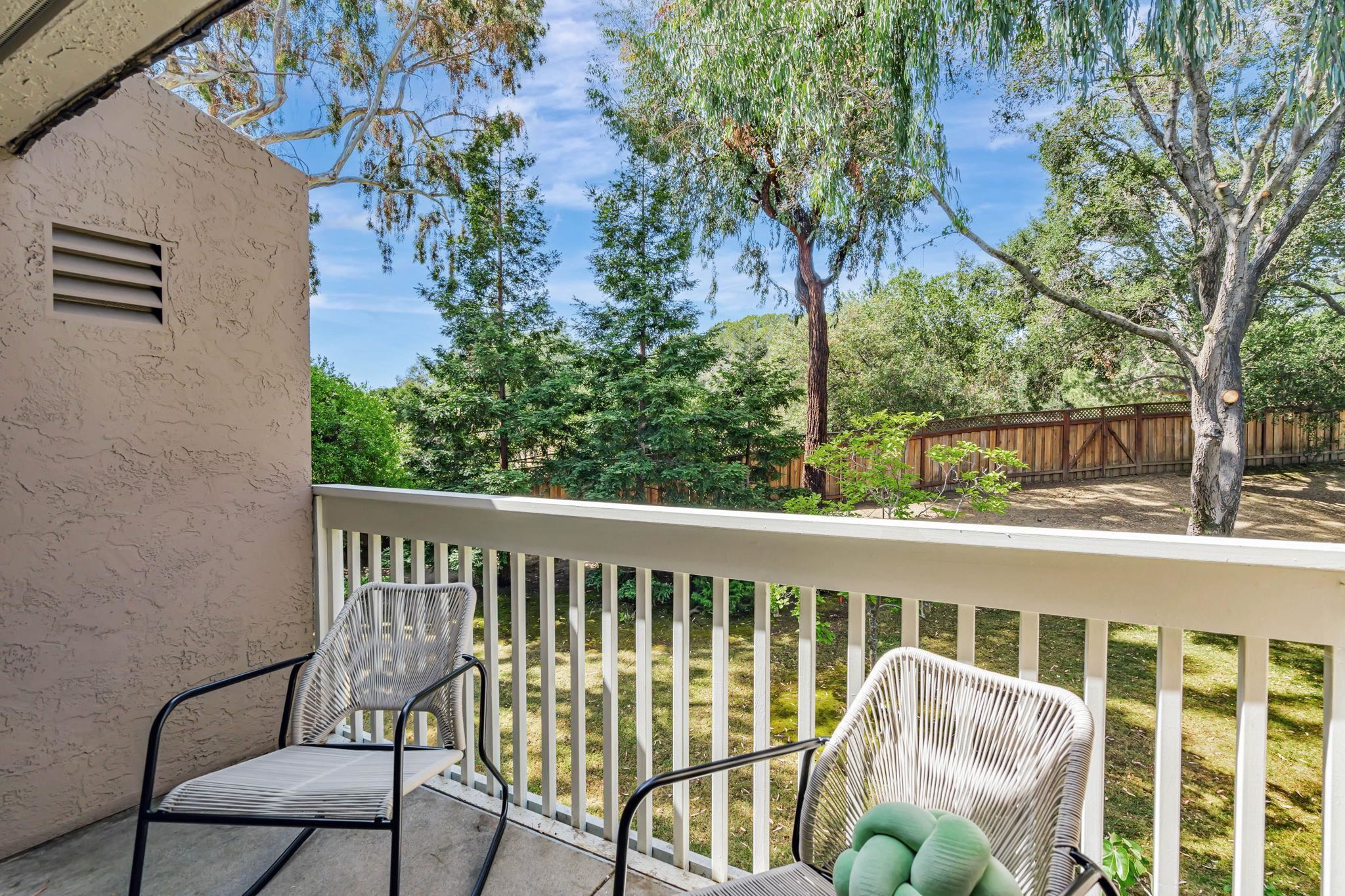 Detail Gallery Image 35 of 41 For 675 Sharon Park Dr #245,  Menlo Park,  CA 94025 - 2 Beds | 2 Baths